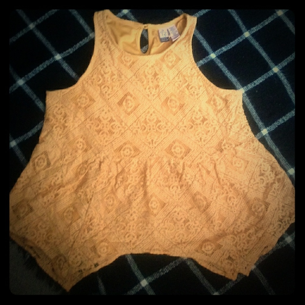 Lace crop top